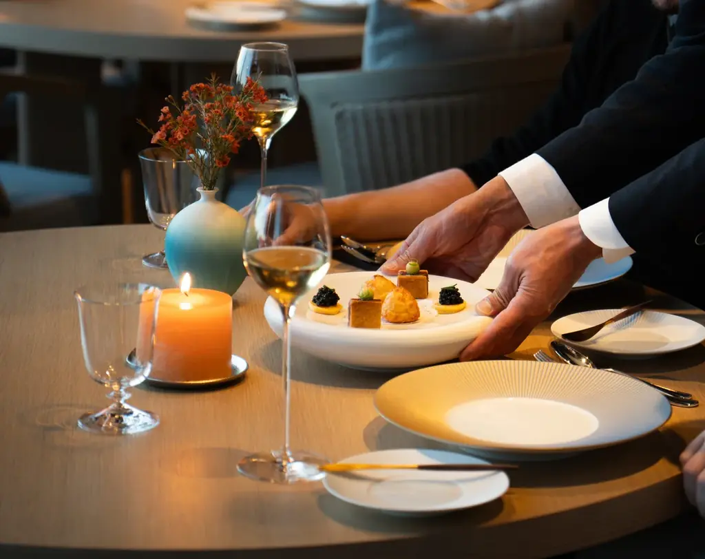 「UMITO 鎌倉 腰越」のフレンチ「Le RESTAURANT」が贈る、クリスマススペシャルプラン 画像 1