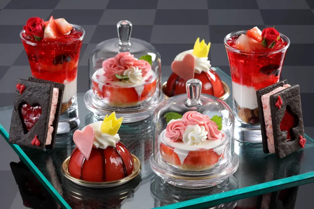 【シェラトン都ホテル大阪】「いちご」×「不思議の国のアリス」がテーマのアフタヌーンティーなど旬のいちごを満喫できる「いちごフェア」開催 画像 2
