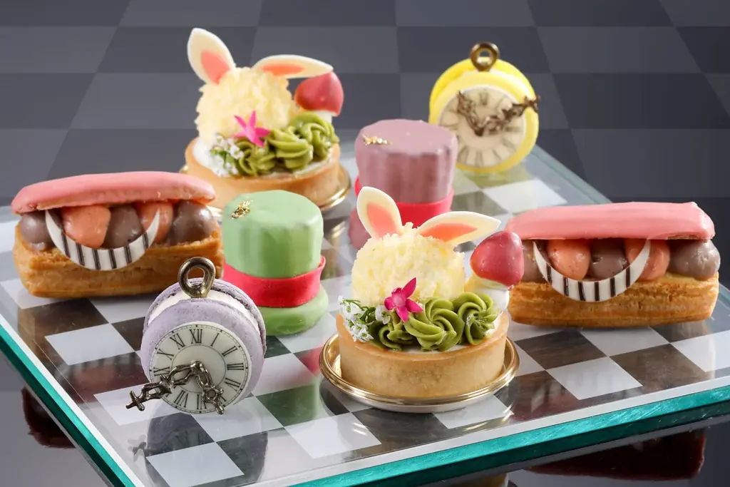 【シェラトン都ホテル大阪】「いちご」×「不思議の国のアリス」がテーマのアフタヌーンティーなど旬のいちごを満喫できる「いちごフェア」開催 画像 3