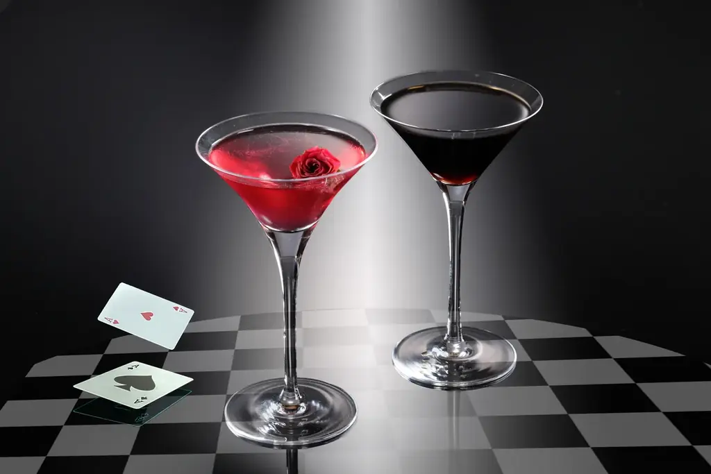 【シェラトン都ホテル大阪】「いちご」×「不思議の国のアリス」がテーマのアフタヌーンティーなど旬のいちごを満喫できる「いちごフェア」開催 画像 6