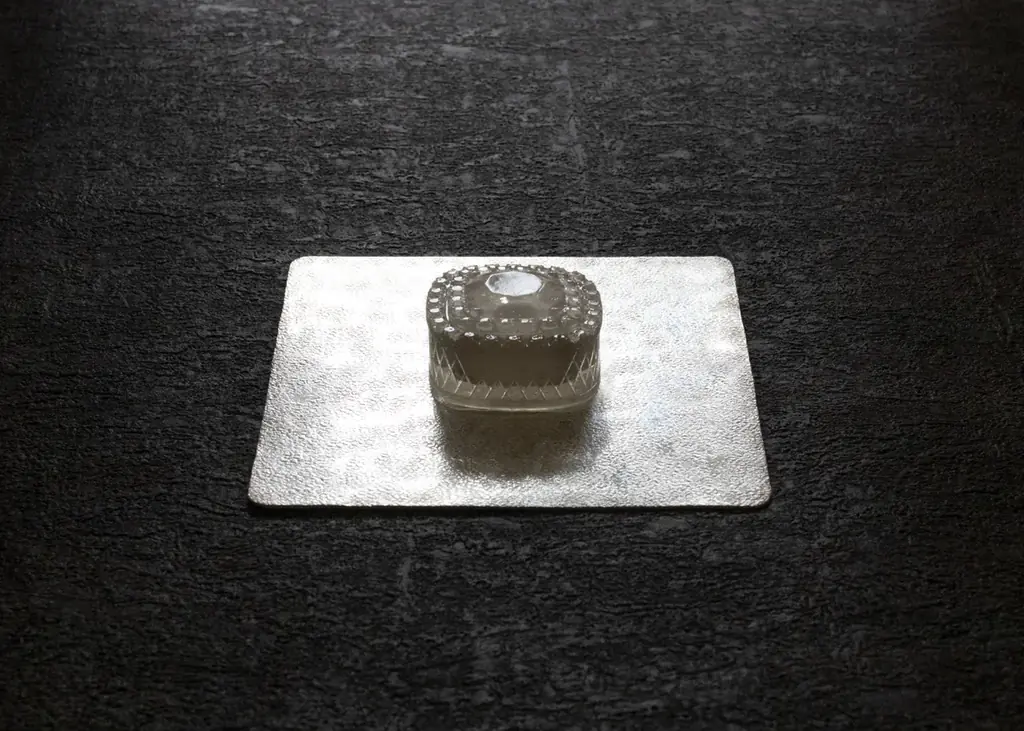 【光を味わう菓子】正倉院の宝物を空想して設計した Not Wagashi『クリスタルバターサンド《秘宝》』発売 画像 3