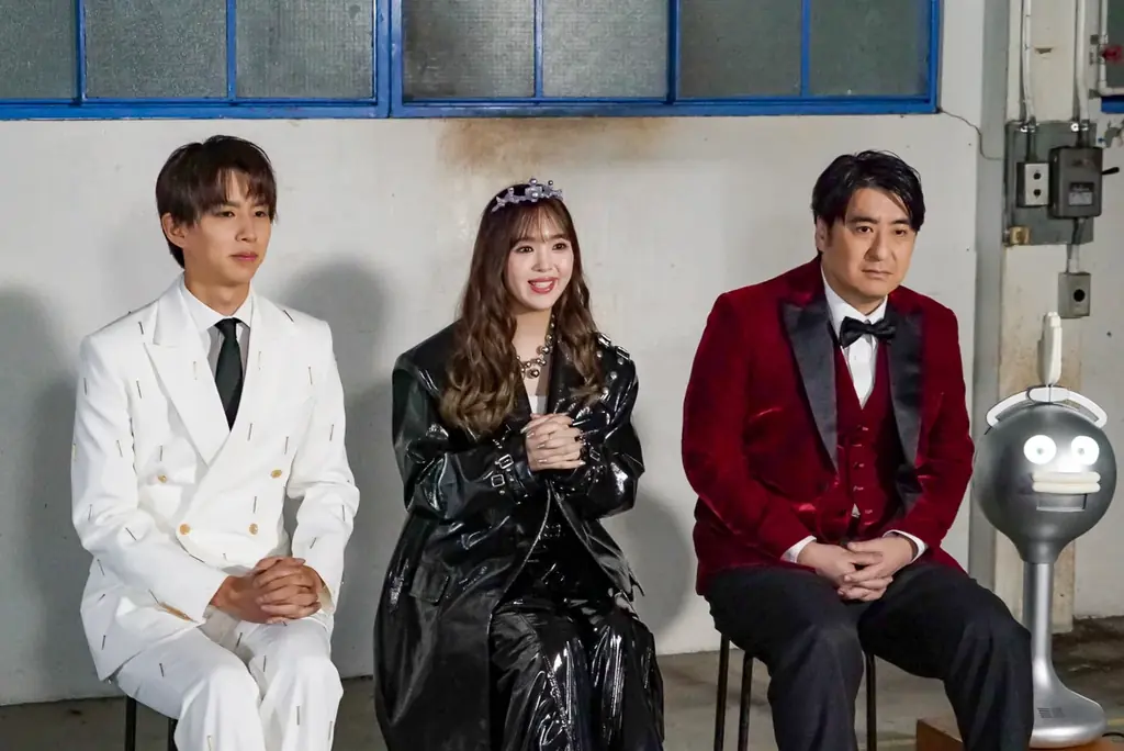 「PACHI-PACHI-7（パチパチセブン）」Season２スタート！　藤田ニコルさんが新キャラ「PACHI-PACHI-QUEEN(パチパチクイーン)」を熱演 画像 6