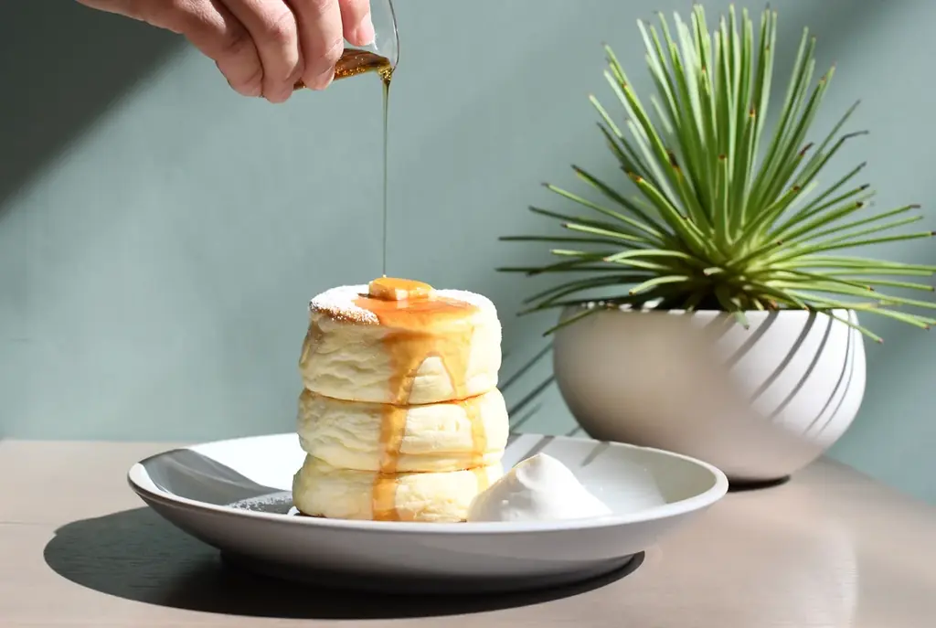 【MICASADECO】冬の始まりを彩るパンケーキ！濃厚マスカルチョコムース×ベリーと高級抹茶×ゆずジャムの贅沢なハーモニー 画像 11