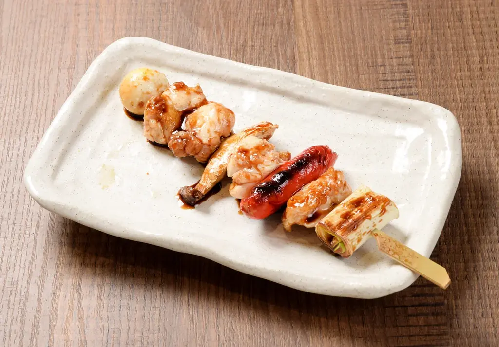 話題の劇場アニメ「この本を盗む者は」とコラボ！『365酒場』と『やきとりセンター』で映画の世界観を味わえる特別メニューが登場！ 画像 3