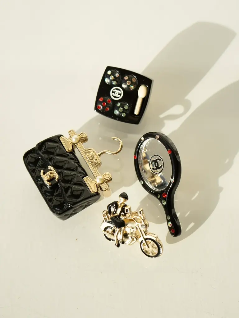 【スーパー エー マーケット】世界各国から厳選したAランクのブローチが一堂に会する〈SUPER BROOCH MARKET〉が開催 画像 3