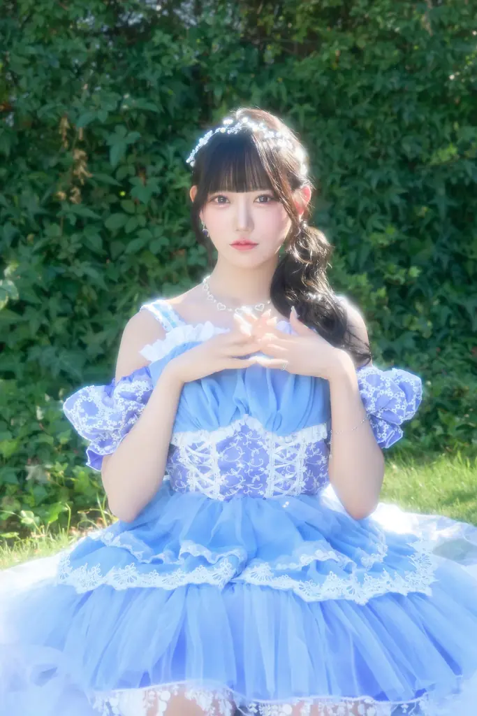 LilyS/ash 大越せら、待望の生誕ビジュアルを公開 画像 4