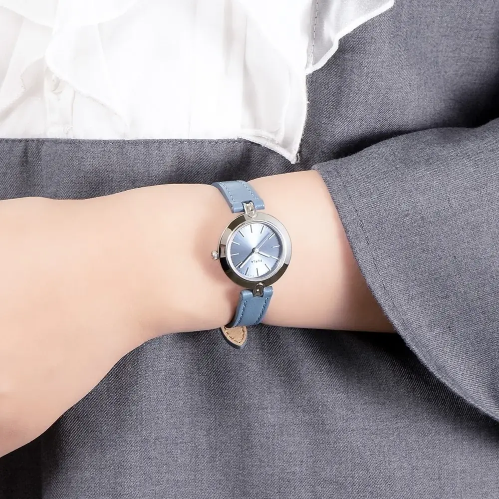 FURLA (フルラ) の新作時計​ 『FURLA EASY SHAPE/FURLA LOGO LINKS ​-JAPAN EDITION-​』を12月5日に予約開始、12月12日に発売します。​ 画像 3