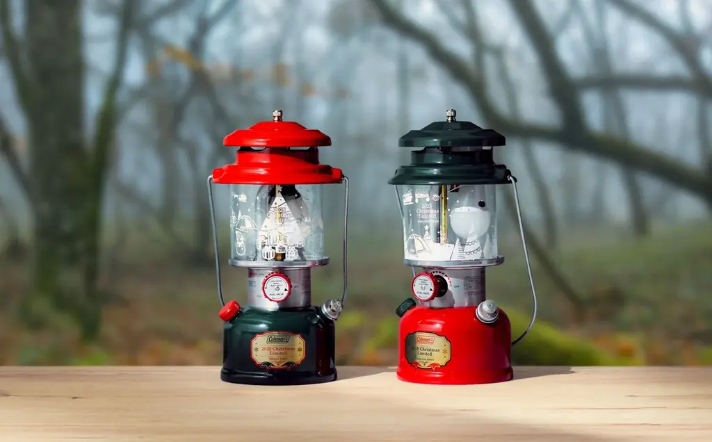 コールマンのクリスマス限定ランタン、2way仕様で登場