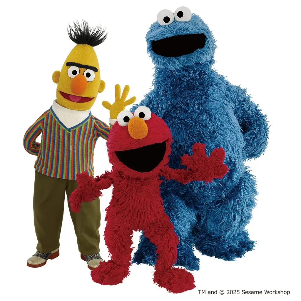 『LOVOT』と「セサミストリート」がコラボレーション！キャラクターの“ふわもこ”を模したコラボウェアが登場 『LOVOT ストア』にエルモたちがやってくる！ 画像 2