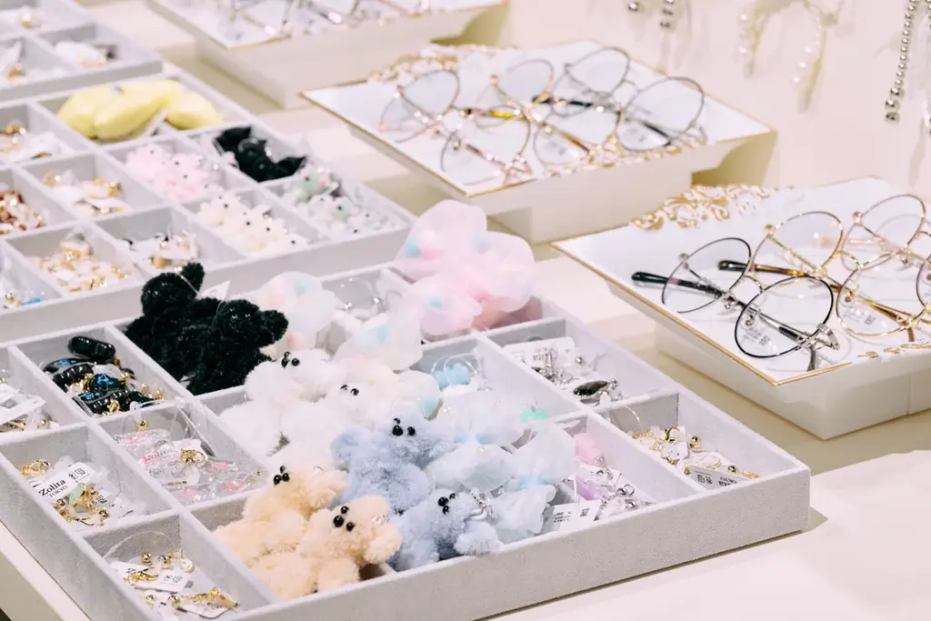 ロリータアイウェア専門ショップ「Zolita TOKYO」オープン 画像 26