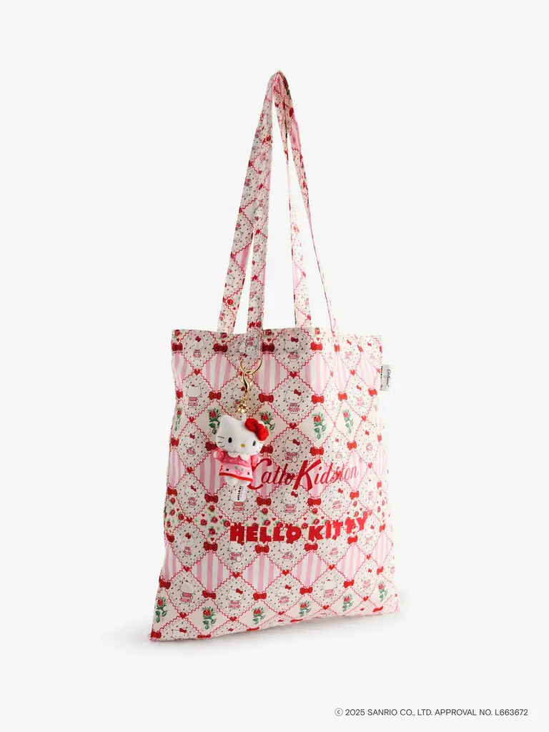 【Cath Kidston × Hello Kitty】がコラボ！２つのストーリーを融合させたスペシャルなアートでルームウェアやバッグなどを、12月12日(金)より発売！ 画像 13