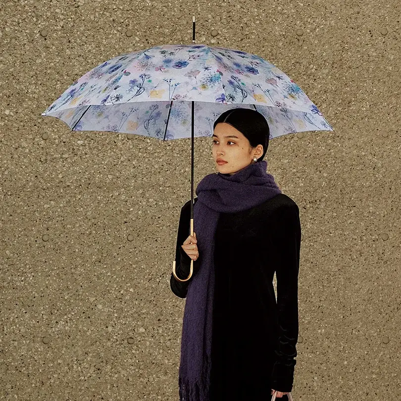 【株式会社ビコーズ】ホリデー気分を彩るクリスマスキャンペーンを開催！楽天ストアで傘・レインコートをご購入いただいた先着30名様に、心ときめく特製ギフトラッピングとクリスマスチャームをプレゼント！ 画像 4