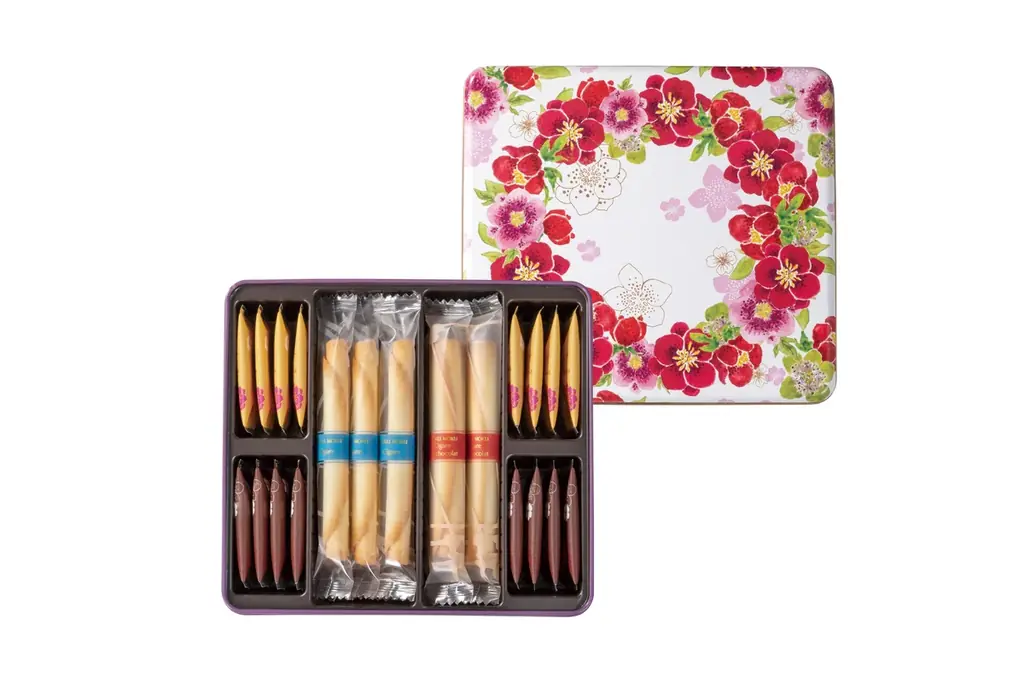 冬の贈りもの、自分へのごほうびに 艶やかなクリスマスローズが彩る「カドー ドゥ リベール」12月20日(土)発売 画像 6