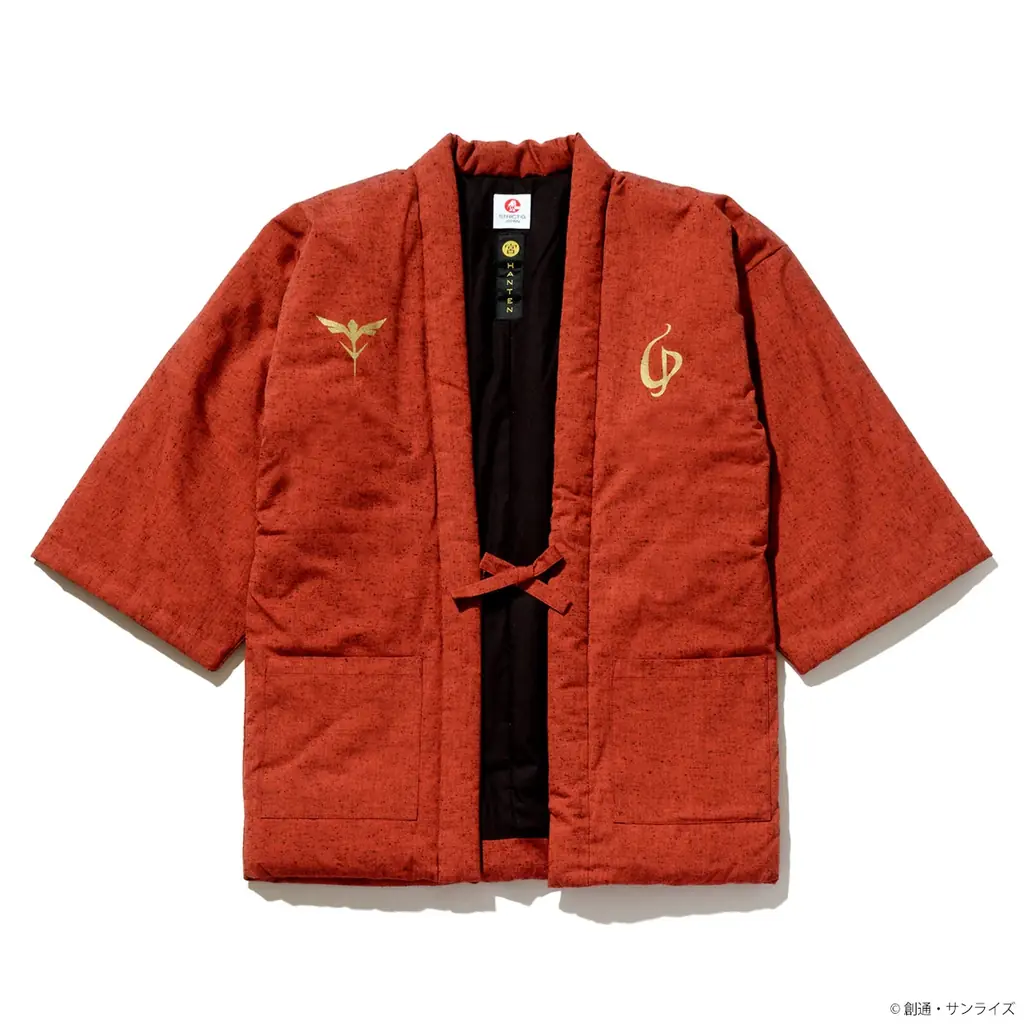 『機動戦士ガンダム 逆襲のシャア』、『機動戦士ガンダム 閃光のハサウェイ キルケーの魔女』より、大正二年創業の老舗、宮田織物とのコラボによる「わた入れ半纏（はんてん）」が登場! 画像 5