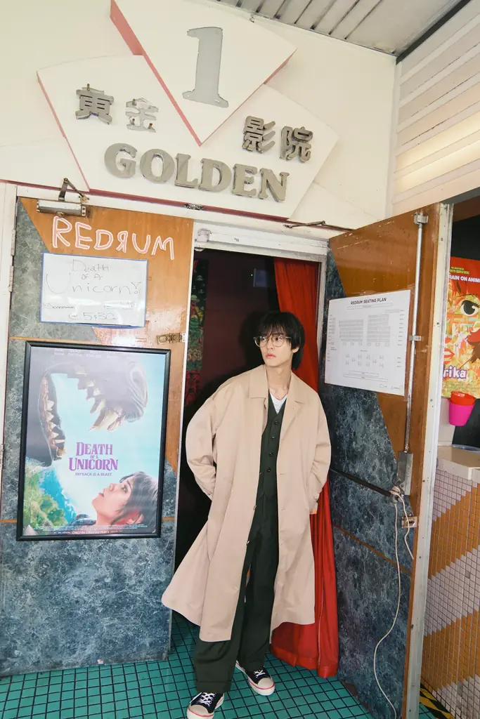 奥野壮、3冊目となる写真集『Journey:)』が本日2025年12月5日（金）発売！　本人コメントが到着！ 画像 3