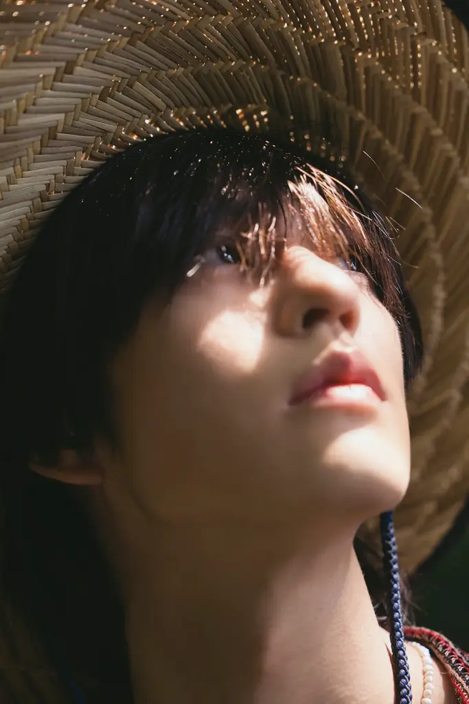 奥野壮、3冊目となる写真集『Journey:)』が本日2025年12月5日（金）発売！　本人コメントが到着！ 画像 4