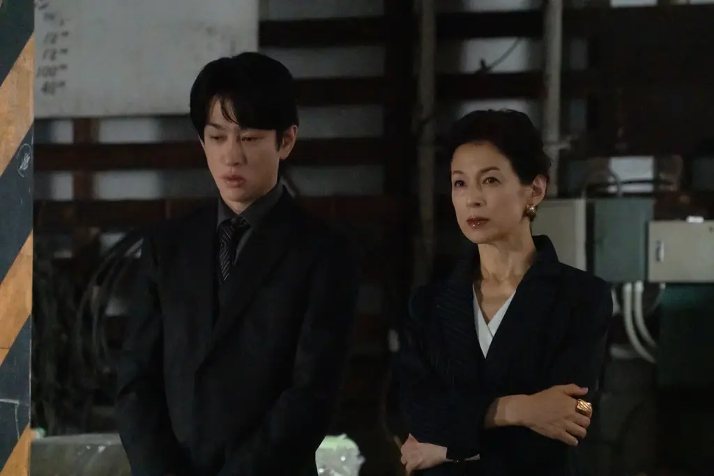 ABEMAオリジナルドラマ『スキャンダルイブ』#3／週刊誌記者“奏”川口春奈が、大手事務所と週刊誌の“癒着”に切り込む！大物俳優にまつわる“性加害疑惑”も判明！？ 画像 6