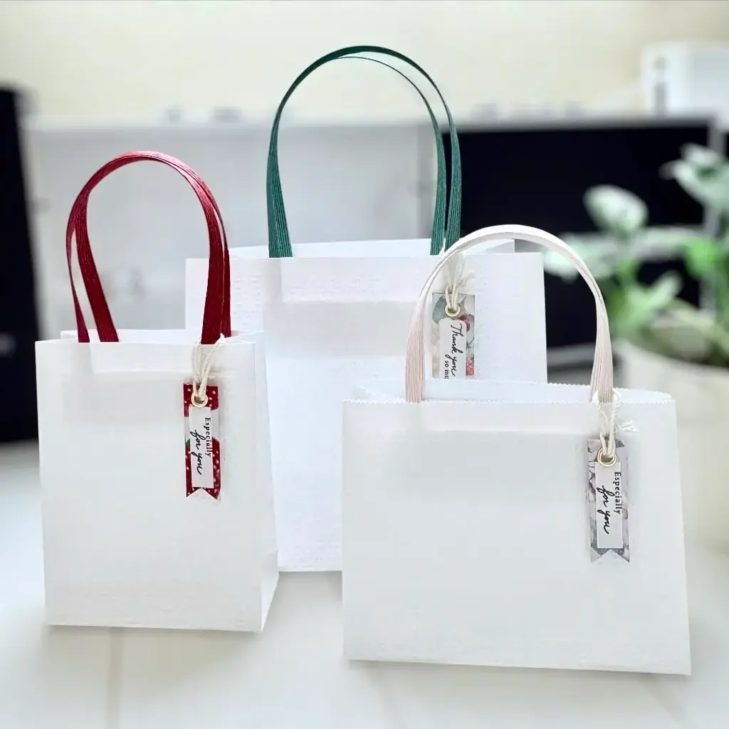 アイエスエフネットベネフィット盛岡事業所、盛岡駅ビルフェザンが開催する「Christmas Workshop」に出展 画像 2