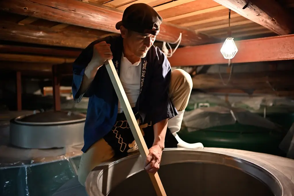 【1万本限定／大阪高島屋70本完売】創業160年の老舗蔵元が“全銘柄廃止”して辿り着いた究極の祝い酒　純米大吟醸『弥栄の酒 寿』発売 画像 3