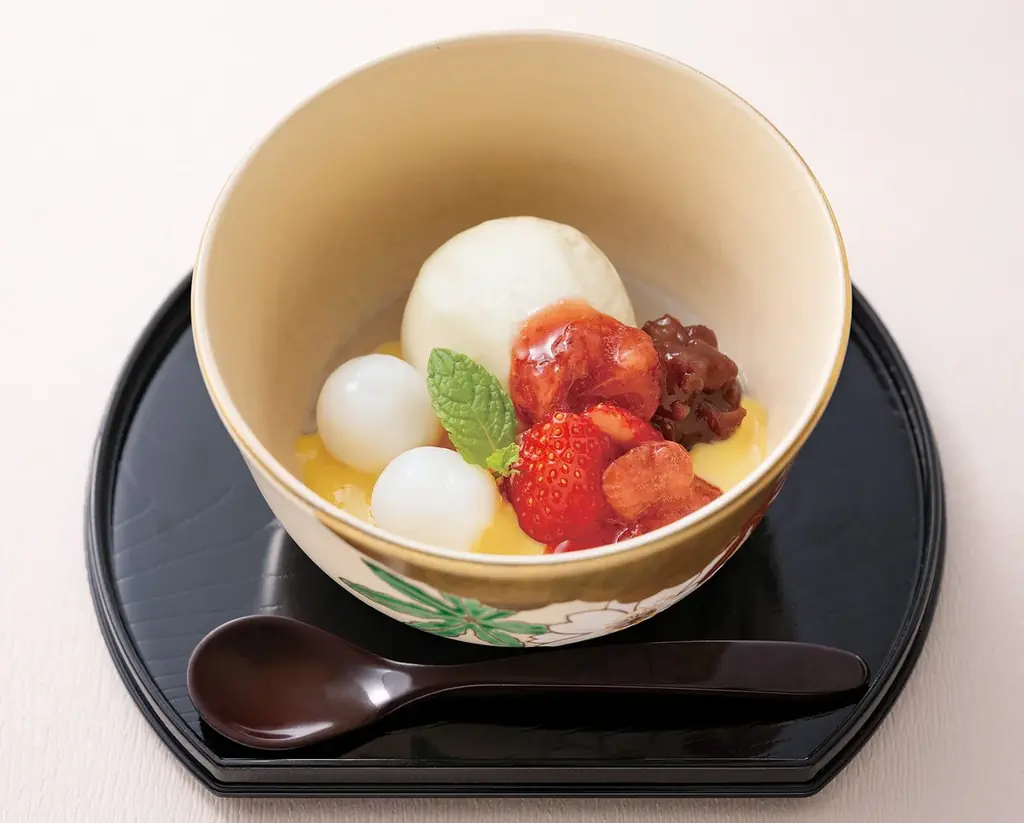 6つのホテルを巡ると、次回以降使える「ランチお食事券」をプレゼント！大阪キタエリア6ホテル共同ランチ企画　Meet(出会う)×Meat(肉)！「春の味めぐり」美味しい出会い ～苺スイーツもご一緒に～ 画像 5