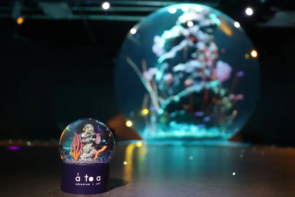 12月6日発売 アトア球体水槽のスノードーム登場