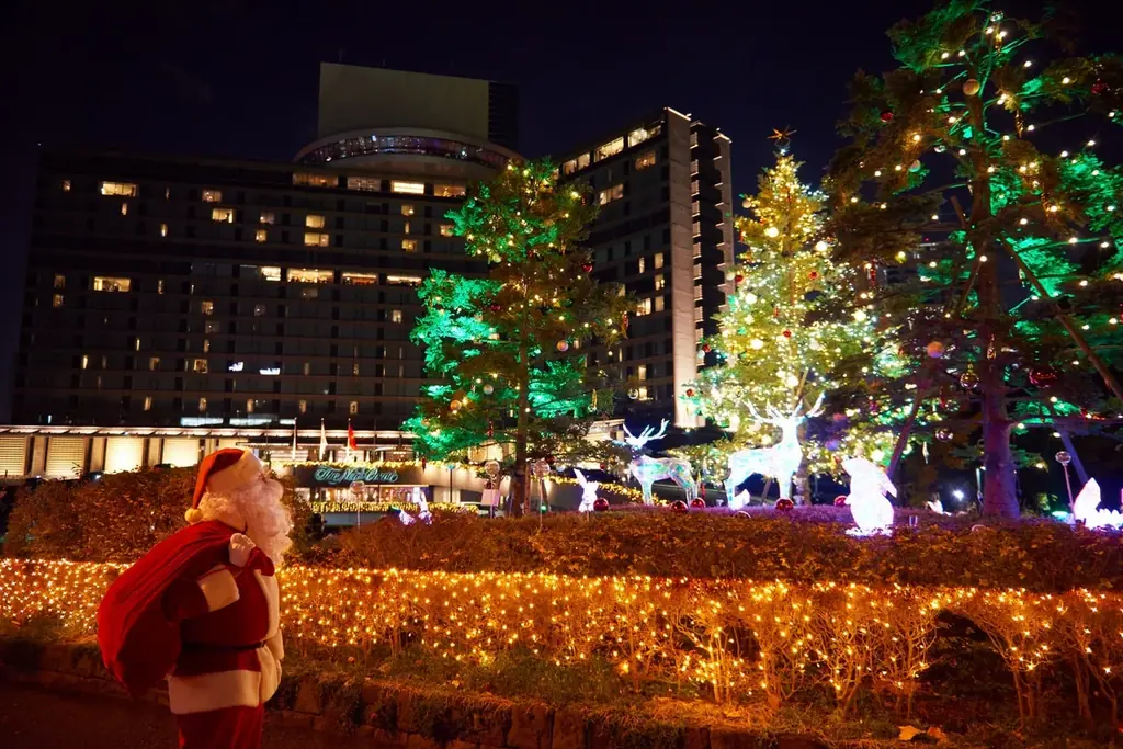 クリスマス限定！スイーツと夜景を心ゆくまで堪能するナイトビュッフェ開催。 画像 2