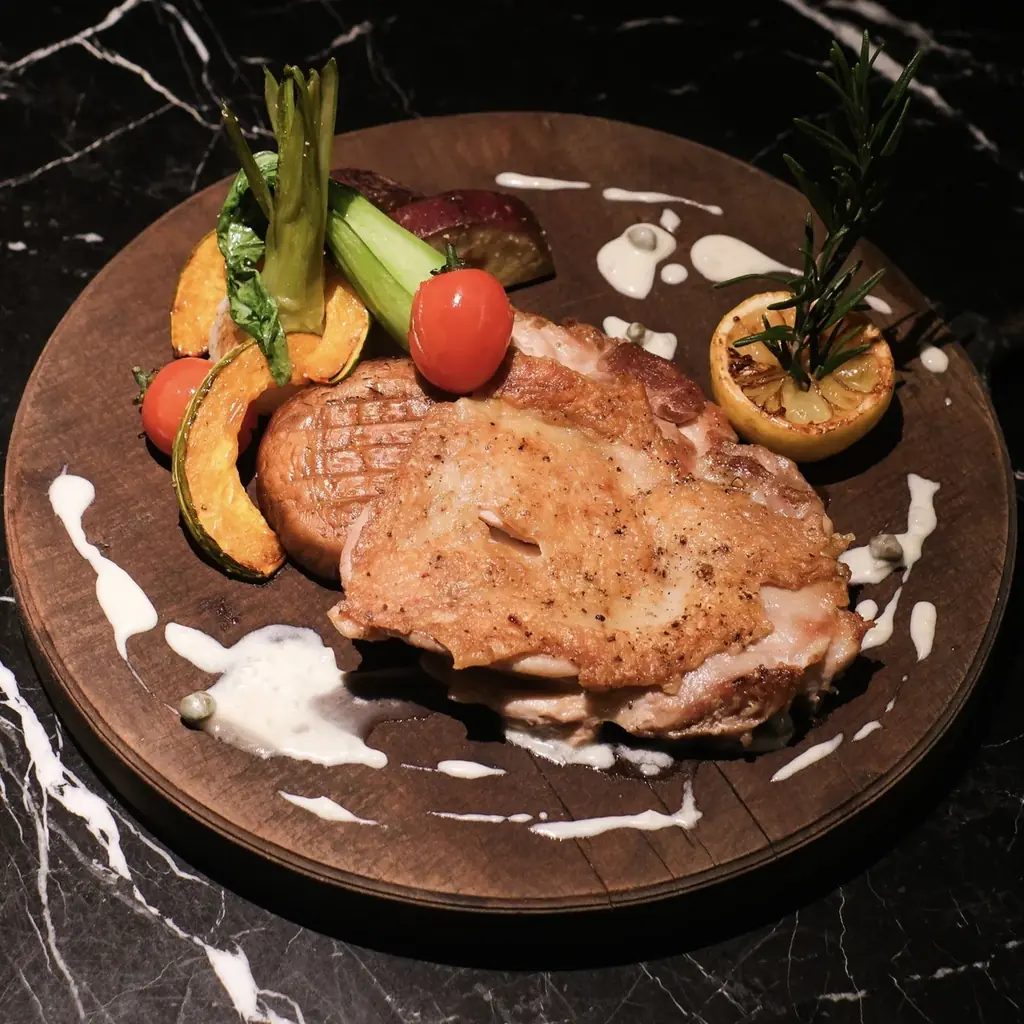 ステーキ&パフェ〈夜プルミエメ〉。ちょっとよそゆきの朝ごはん＜プルミエメ＞が新業態をスタート！クリスマスは特別ディナーやケーキのテイクアウトも！ 画像 2