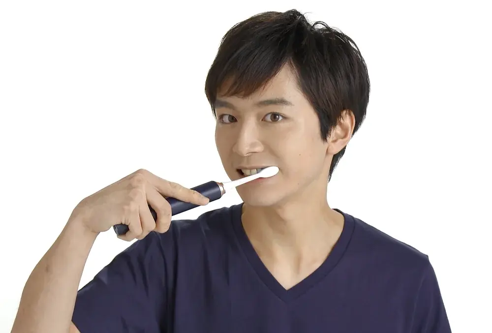 電動歯ブラシの効果は使い方次第! 歯ぐきが敏感な方にも最適な音波歯ブラシで口臭も予防 画像 2