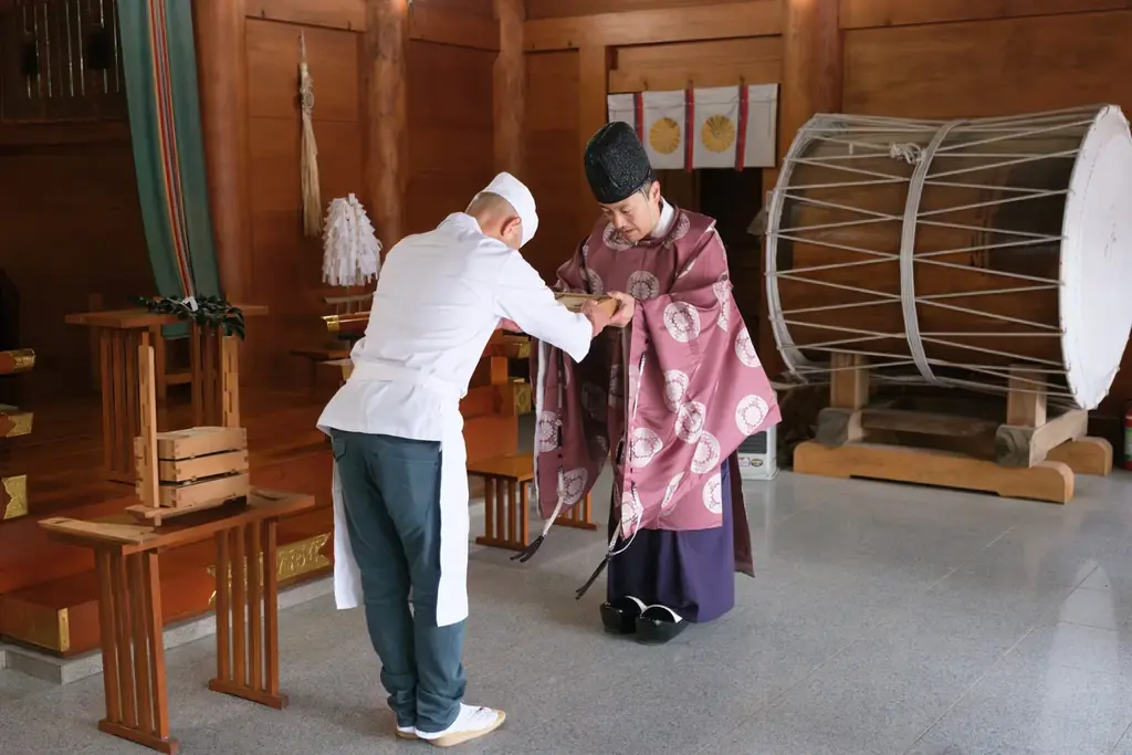 毎年冬至の恒例行事『天岩戸注連縄張神事』を令和七年十二月二十二日（月）に開催～「注連縄（しめ縄）発祥の地」宮崎県・高千穂の天岩戸神社～ 画像 11