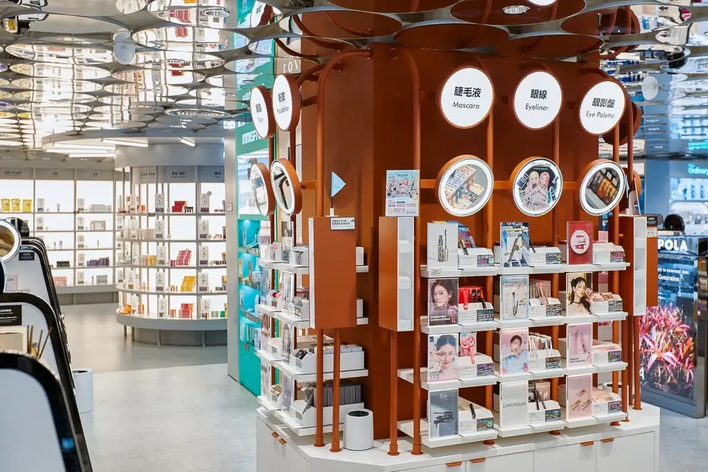 ＠cosme、東アジア地域における海外事業の起点となる海外初のフラッグシップショップ「@cosme HONG KONG」本日2025年12月5日（金）オープン 画像 12