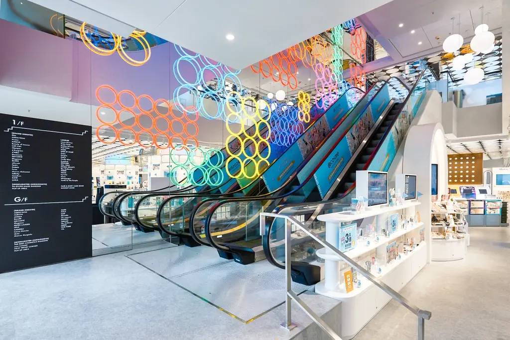 ＠cosme、東アジア地域における海外事業の起点となる海外初のフラッグシップショップ「@cosme HONG KONG」本日2025年12月5日（金）オープン 画像 3