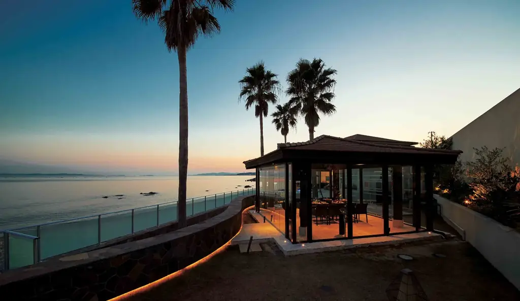 Villa Mon Temps AWAJI、【1泊2食付きフレンチ or イタリアン期間限定ディナープラン】と【大切な方と二人きりで過ごすアニバーサリー貸切プラン】が新登場！ 画像 6