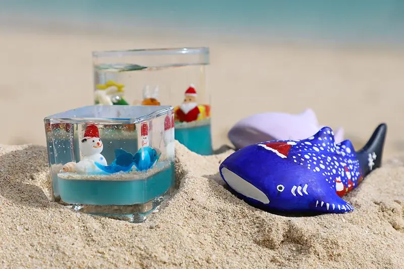 沖縄・恩納村【サンタと一緒に☆記念撮影】高さ13ｍのバブルツリー、イルカのイルミネーション、夢のキャンディハウス etc. 画像 18