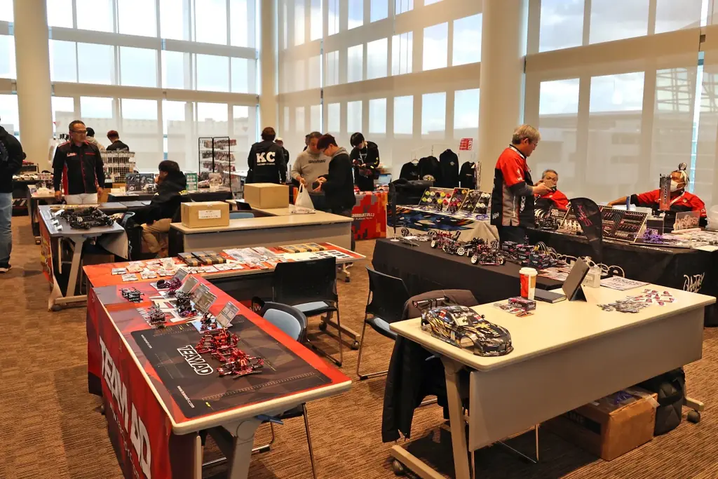 世界約150名が集結！「R.C.D.C WORLD CHAMPIONSHIP 2025　RC DRIFT COMPETITION」初開催 ～中部国際空港のホールでラジコンカー・ドリフト世界一を決定～ 画像 4
