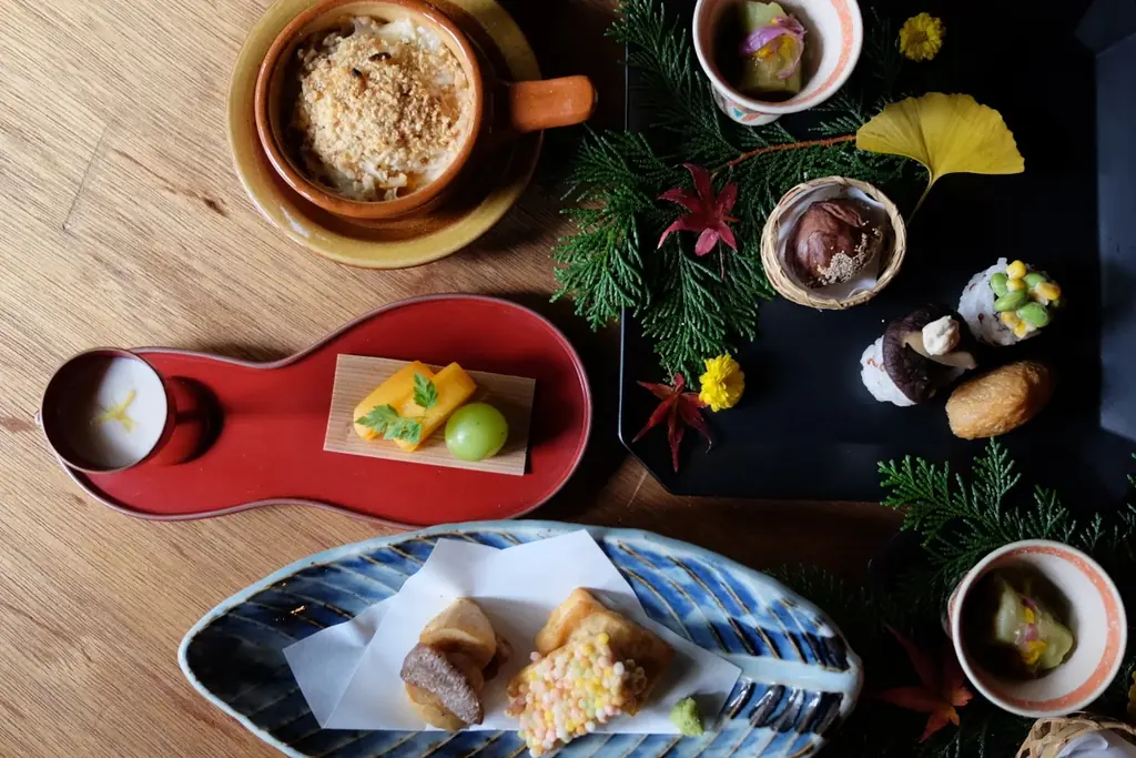 日本初の“発酵×花鍋”フルコースが誕生 |城崎温泉・小林屋、食の多様性に寄り添う新ディナー「発酵 X 花鍋コース」を発売開始 画像 11