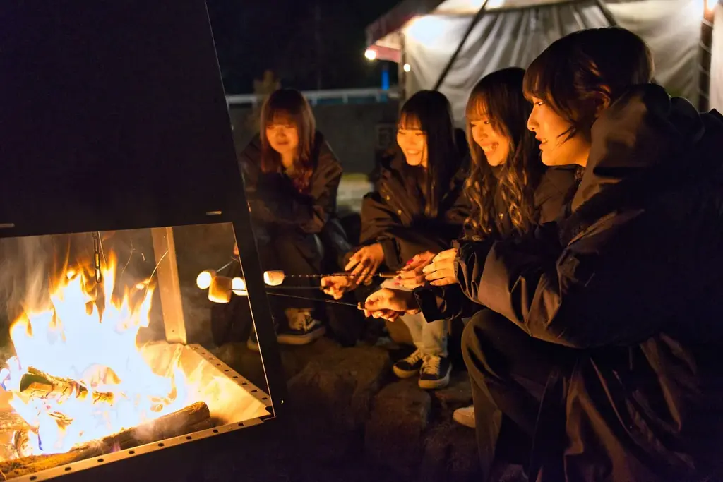 【愛知県岡崎市】12/11〜12/25限定！星空と焚き火に包まれる“冬のクリスマスグランピングプラン”を販売開始！！ 画像 2