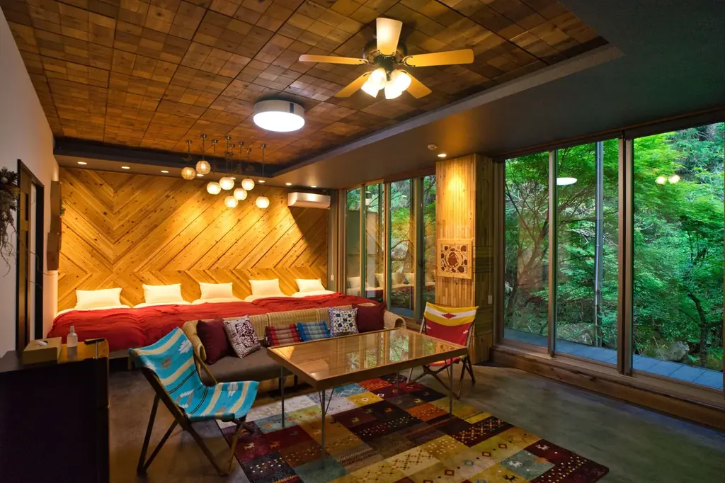 【愛知県岡崎市】12/11〜12/25限定！星空と焚き火に包まれる“冬のクリスマスグランピングプラン”を販売開始！！ 画像 3