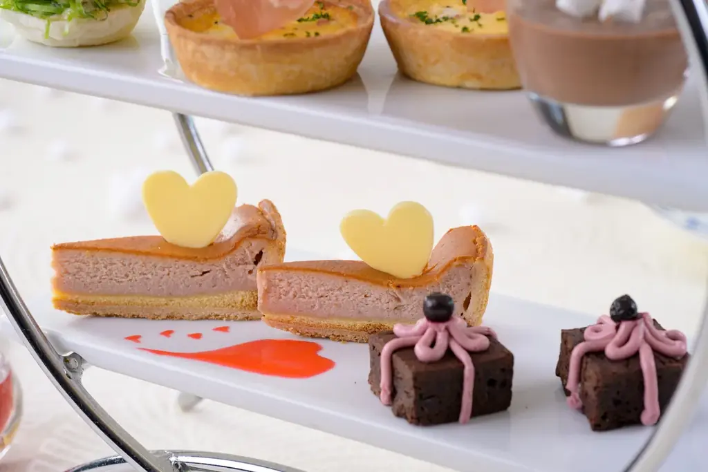 【鳥羽国際ホテル】心温まる“雪だるまからの贈り物“　～冬の訪れを感じるアフタヌーンティーをご用意～ 画像 3