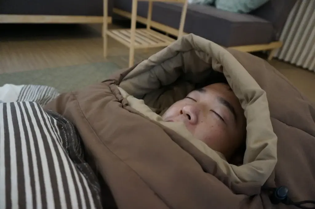 ねぶくろんシリーズ人気の防寒寝具に“雪うさぎ”が登場。頭・肩の冷えを対策！ 画像 6