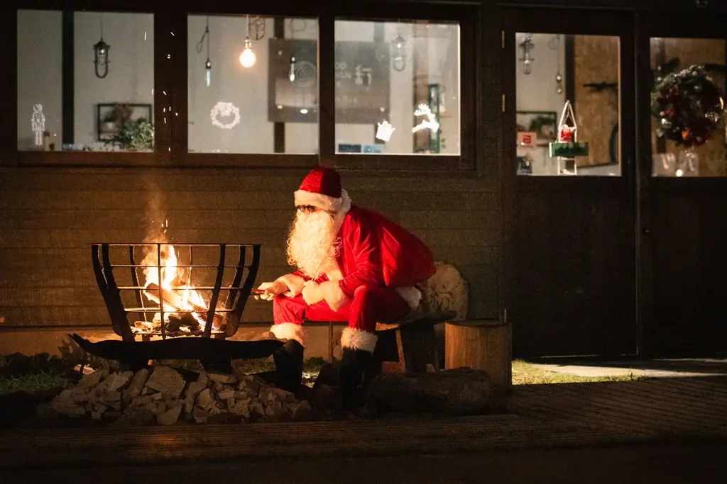 【愛知県一宮市】クリスマスイブはすでに満室。“サンタがプレゼントを持って客室に訪れる”唯一無二のクリスマスが、予約開始とともに動き始める｜ウッドデザインパークいちのみや-紡-グランピング 画像 5
