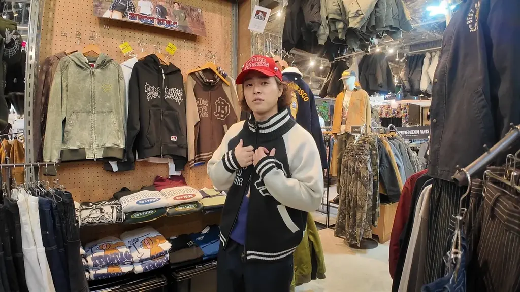 高感度なハイファッションをエンタメとして発信するYouTubeクリエイター集団「ポーカーズ」が、SPINNSにてコーディネートバトルを開催！ポーカーズが厳選した古着アイテムを全国5店舗で発売決定！ 画像 7