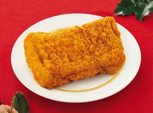 BE:FIRSTがファミマのチキンを頬張る！賑やかなクリスマスパーティーを開催新CM『ファミマ×BE:FIRST クリスマスチキン』篇12月9日（火）放映開始最新曲「街灯」がタイアップソングに決定！ 画像 13