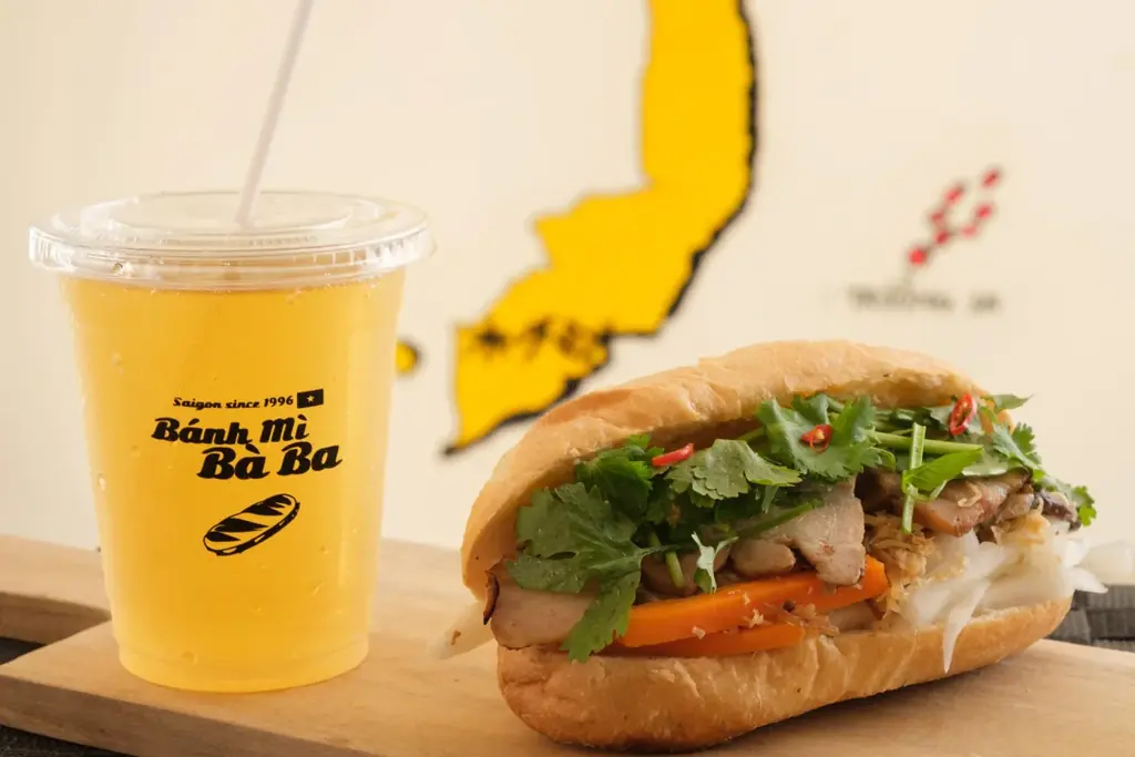 【導入事例】下北沢「バインミーバーバー」でONE TABLE発想のメニュー展開、ヴィーガンエッグバインミー＆プリンを12/9発売 画像 5