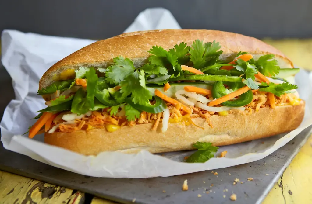 【導入事例】下北沢「バインミーバーバー」でONE TABLE発想のメニュー展開、ヴィーガンエッグバインミー＆プリンを12/9発売 画像 6