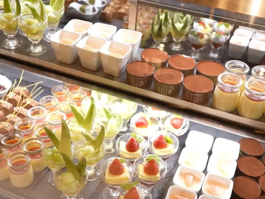 【イタリアン リゾート ペルティカ 鶴川】LINE会員限定企画‼平日は“非日常な空間”でゆったり♪のんびり♪12/8より通常「2時間」の制限時間が平日13:00以降『時間無制限』でご利用いただけます！ 画像 8