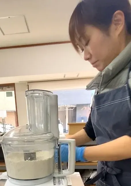 現代社会の歪みである都会の街中過疎対策にスイーツを。女性菓子職人が、小さなパイ菓子専門店を豊中市の過疎エリアに開業します。 画像 5