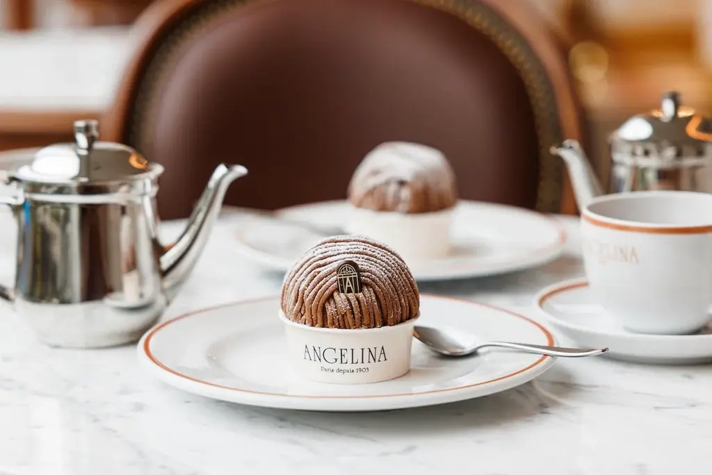 フランス・パリのサロン・ド・テ「アンジェリーナ」より、クリスマスツリーをモチーフにしたモンブランやクリスマス仕立ての大きなモンブラン登場！ 画像 5