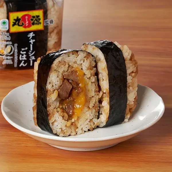 【東海地方限定】愛知県安城市発祥の人気ラーメン店「丸源ラーメン」と初のコラボレーション！まるでお店の一杯！年間2,000万杯以上売れる看板商品「肉そば」など12月9日（火）から発売！ 画像 4