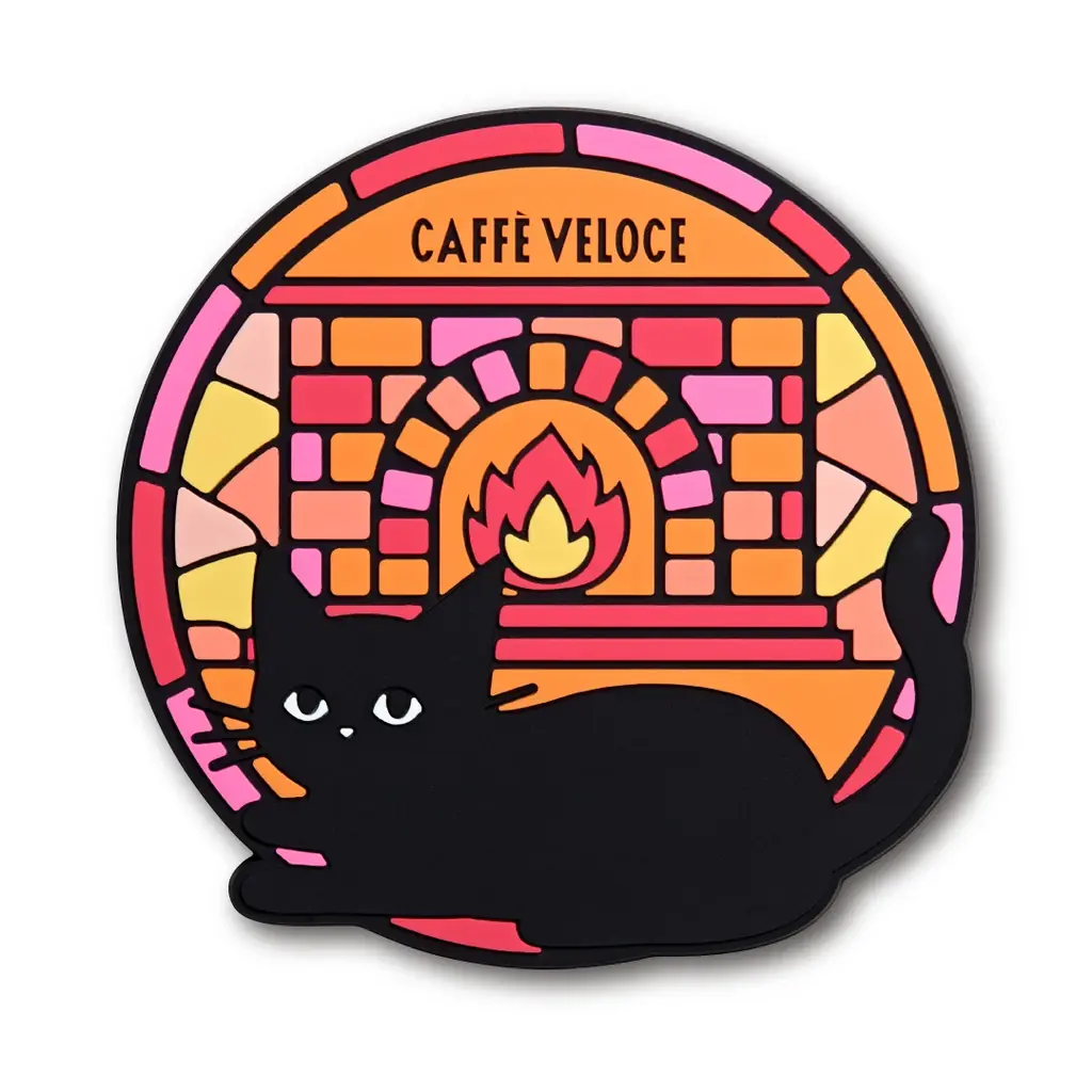 ステンドグラスに着想を得た、冬の暮らしを鮮やかに彩る黒ねこラバーコースターや“一人旅”がテーマの額縁マグネットがもらえる！『カフェ・ベローチェ』、12月18日より「黒ねこ冬の満喫キャンペーン」を開催 画像 5