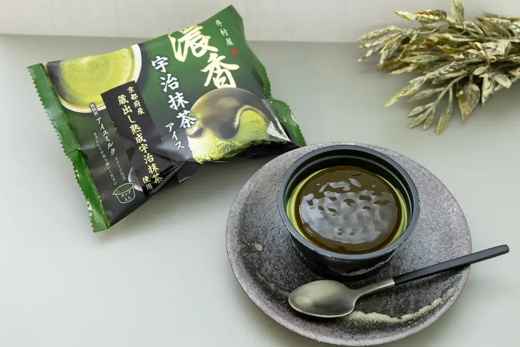 蔵出し熟成宇治抹茶使用の本格派「濃香 宇治抹茶アイス」と食感を楽しむ抹茶づくし「セブンプレミアム チョコレートバー抹茶」12月9日（火）からセブン‐イレブン限定で販売開始 画像 2